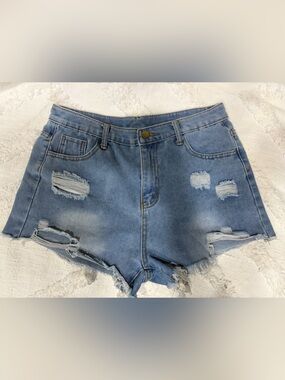 SHEIN Light Blue Distressed High-Rise Denim Shorts
